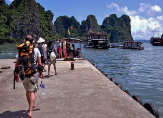 Bật mí chi phí du lịch Hạ Long tự túc mùa hè siêu tiết kiệm Bật mí chi phí du lịch Hạ Long tự túc mùa hè siêu tiết kiệm